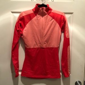 NIKE DRY FIT PULL OVER